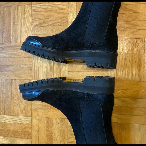 Flattered Sally boots ๐ - Picture 10 of 12